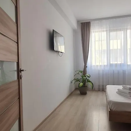 Apartamento Yza Apartament By The Lake Constanţa